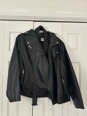Old Navy Black Faux Leather Moto Jacket with Belt